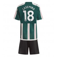 Manchester United Casemiro #18 Bortadräkt Barn 2023-24 Kortärmad (+ Korta byxor)